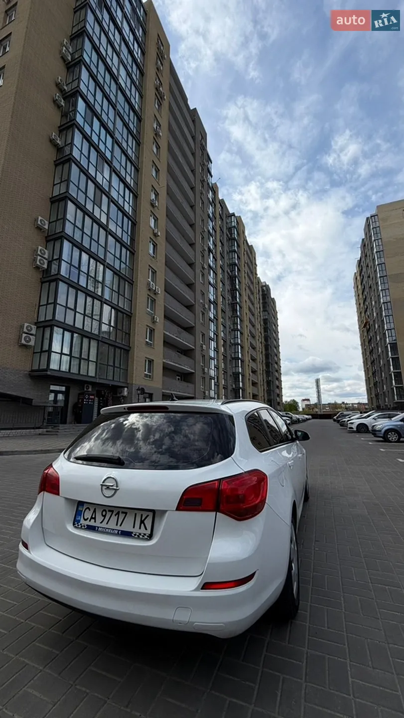 2011 Opel Astra - мініатюра 17