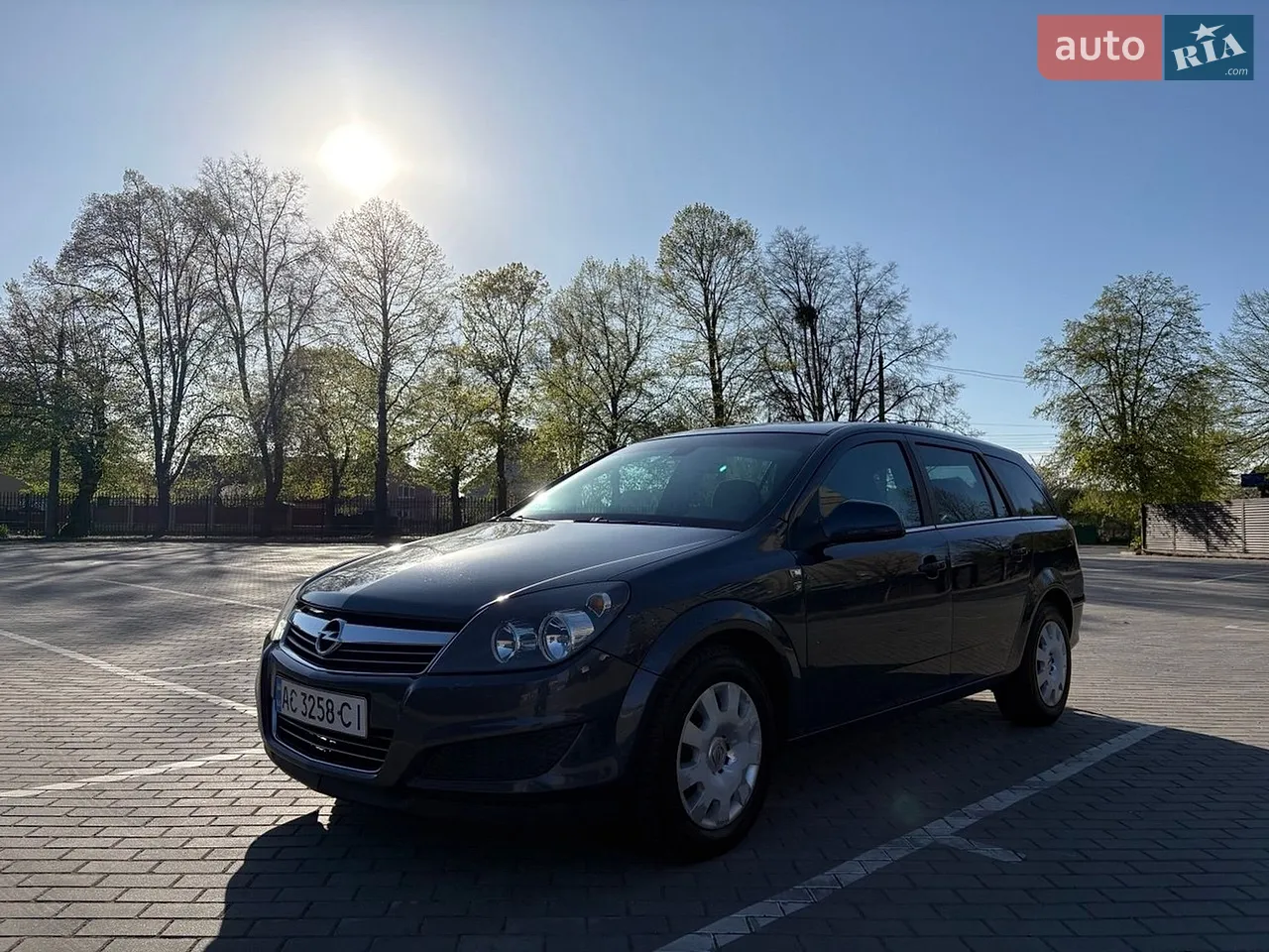 2011 Opel Astra - мініатюра 8