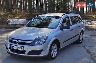 Универсал Opel Astra 2006 в Нетешине
