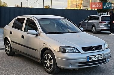 Седан Opel Astra 2001 в Львове