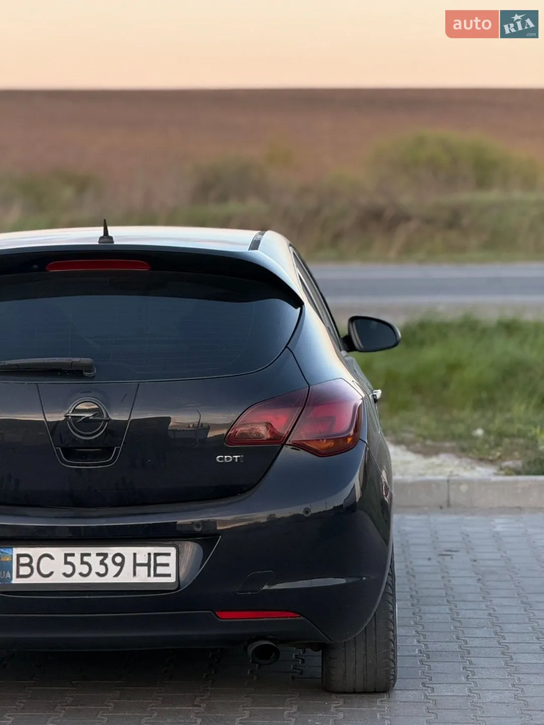 2010 Opel Astra - мініатюра 18