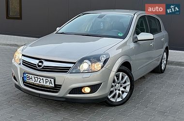 Хэтчбек Opel Astra 2009 в Одессе