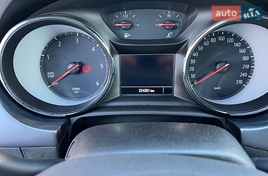 Универсал Opel Astra 2018 в Ватутино