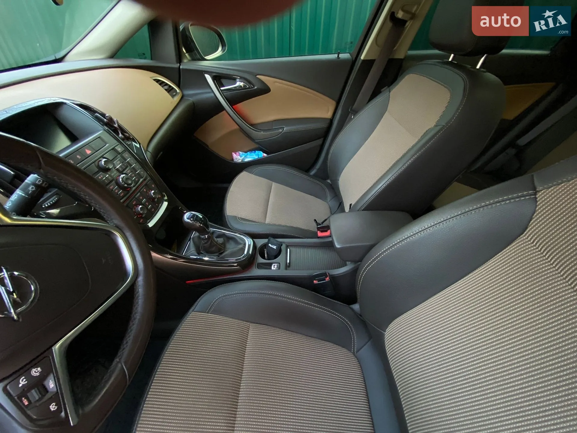 2012 Opel Astra - мініатюра 9
