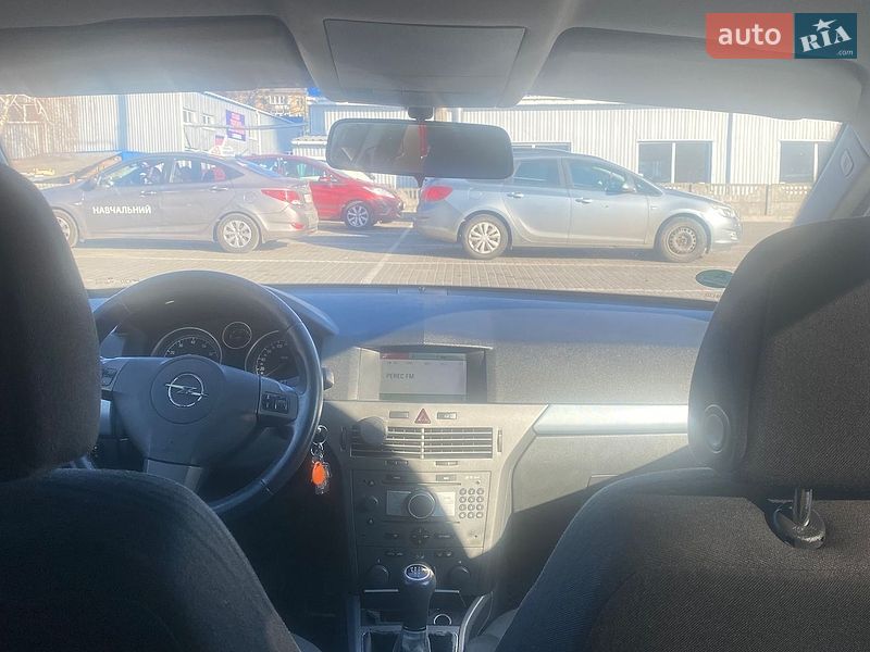 Хетчбек Opel Astra 2006 в Києві