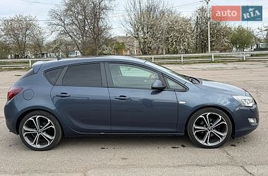 Хетчбек Opel Astra 2009 в Попільні
