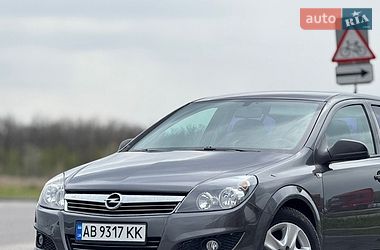 Хетчбек Opel Astra 2012 в Вінниці