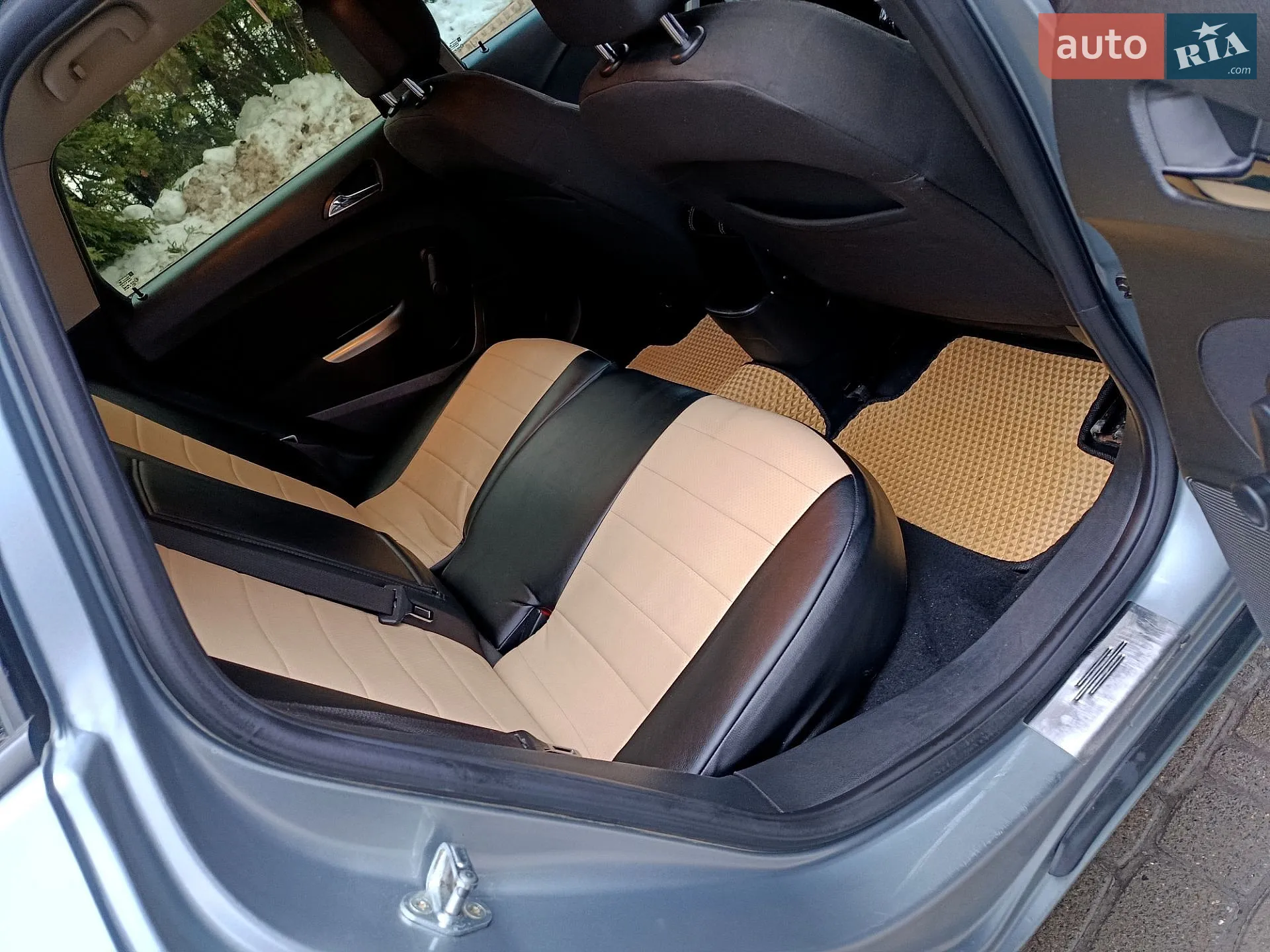 2011 Opel Astra - мініатюра 44