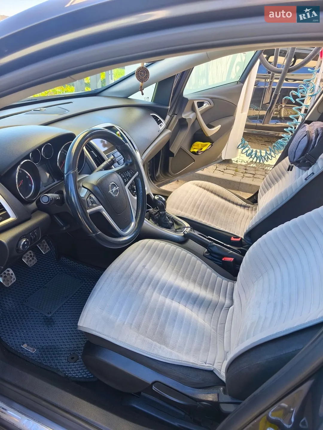 2010 Opel Astra - мініатюра 5