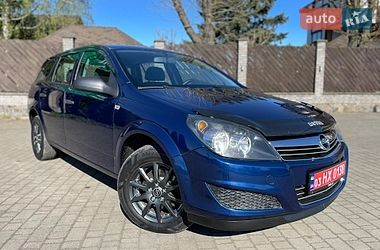 Универсал Opel Astra 2009 в Луцке