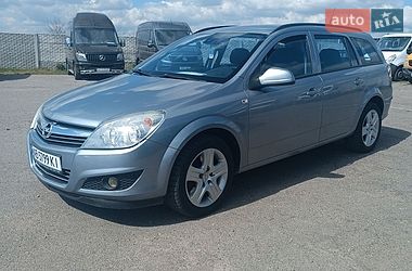 Универсал Opel Astra 2009 в Виннице