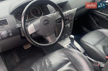 Хэтчбек Opel Astra 2005 в Киеве