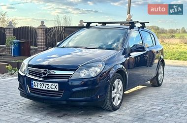 Хэтчбек Opel Astra 2010 в Коломые