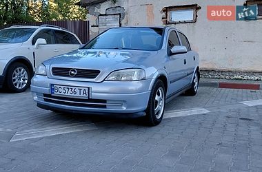 Седан Opel Astra 2005 в Стрию