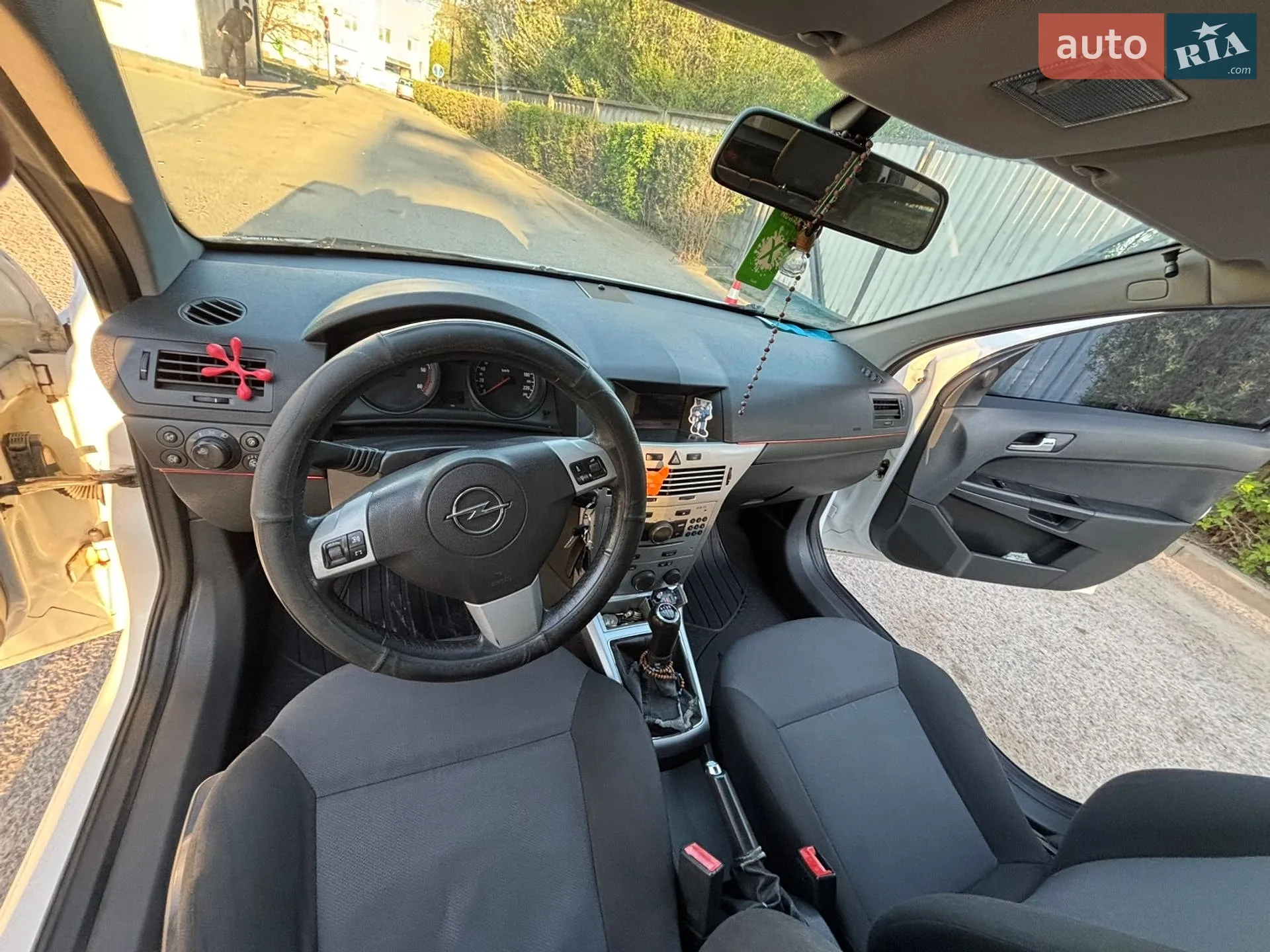 2010 Opel Astra - мініатюра 24
