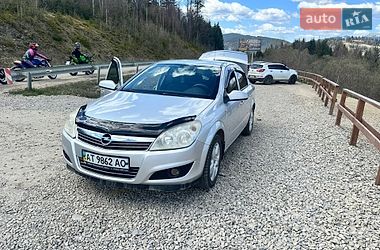 Седан Opel Astra 2008 в Ворохте