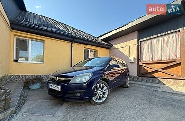 Універсал Opel Astra 2006 в Кам'янець-Подільському