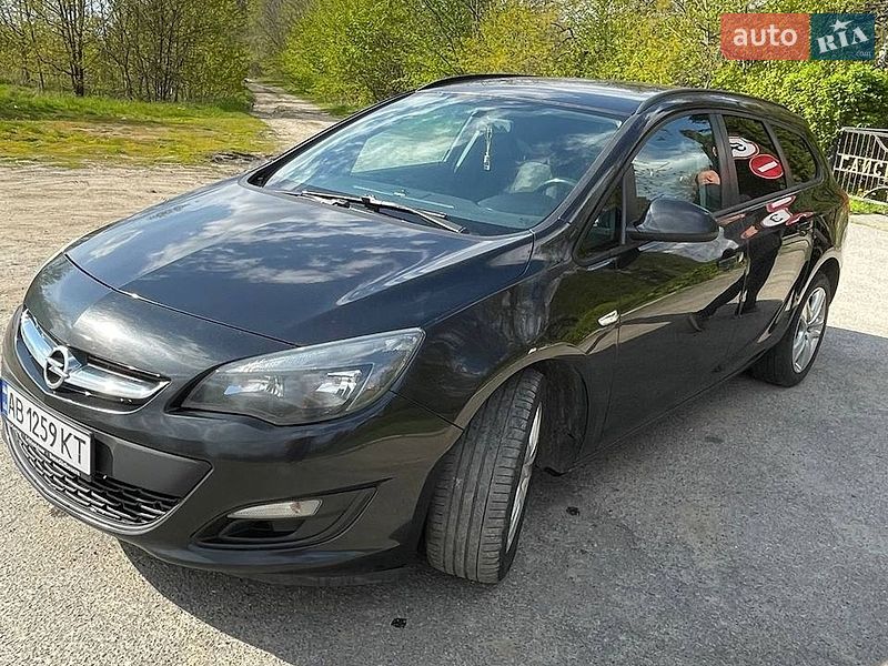 Opel Astra 2012