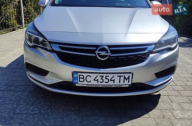 Універсал Opel Astra 2018 в Трускавці
