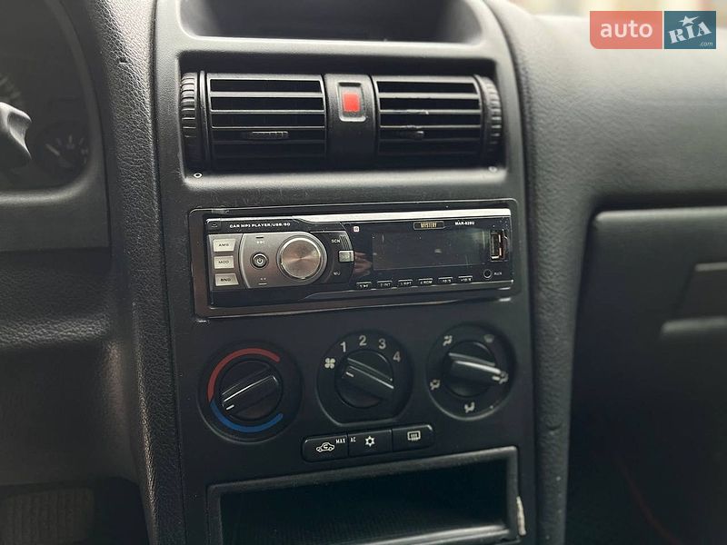 Универсал Opel Astra 2002 в Белой Церкви
