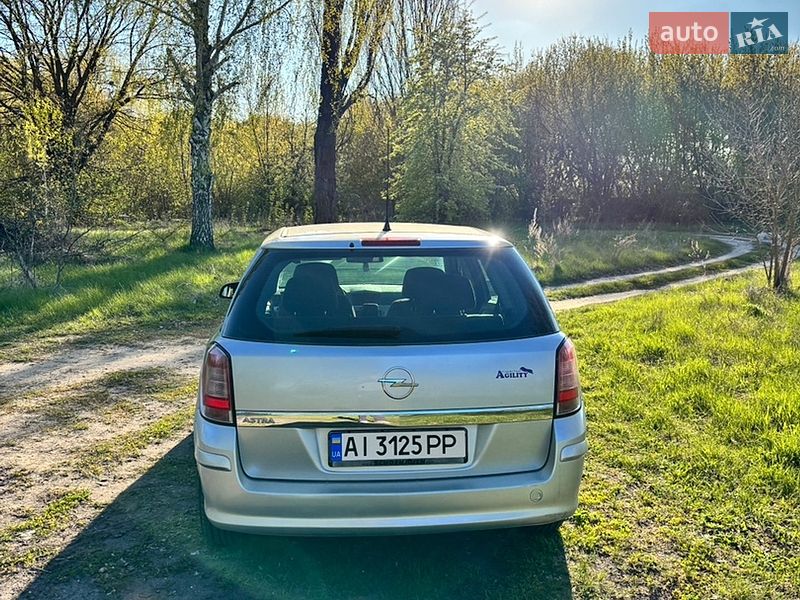 Универсал Opel Astra 2009 в Белой Церкви