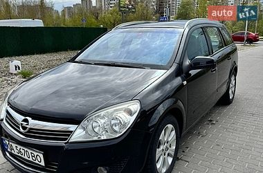 Универсал Opel Astra 2008 в Киеве