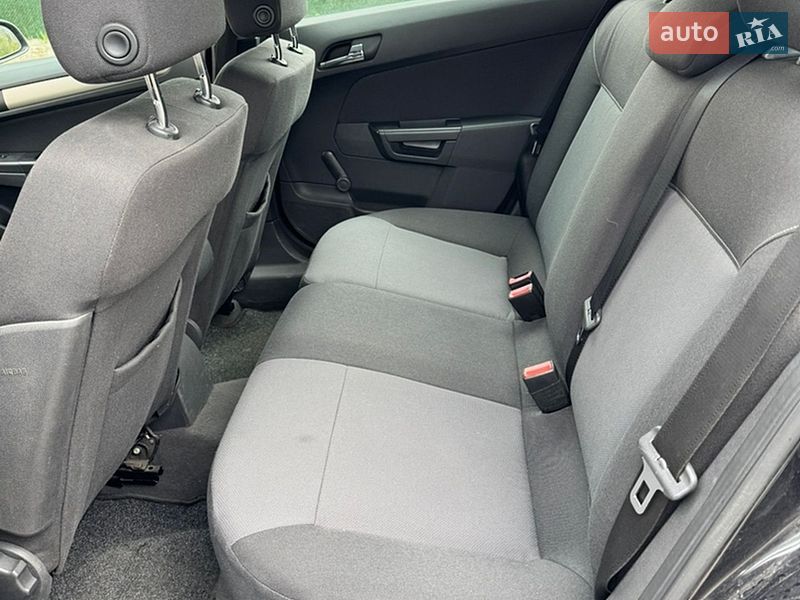 Универсал Opel Astra 2008 в Киеве