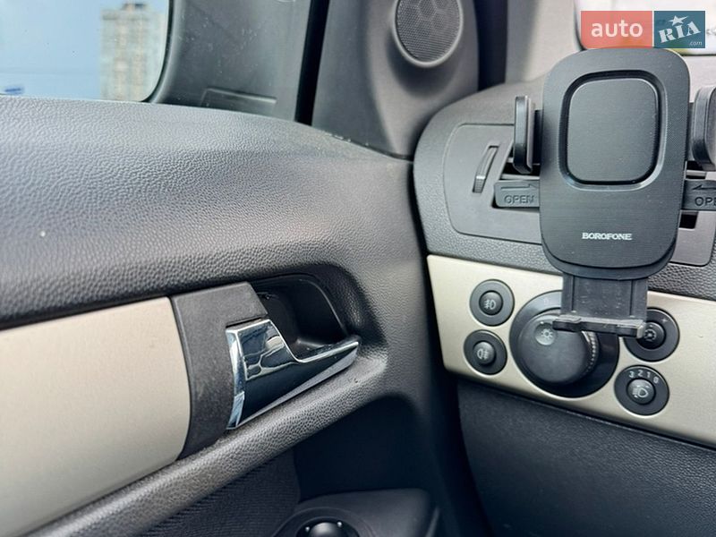 Универсал Opel Astra 2008 в Киеве