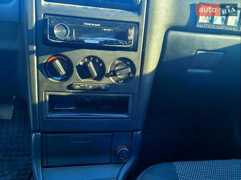 Седан Opel Astra 2008 в Киеве