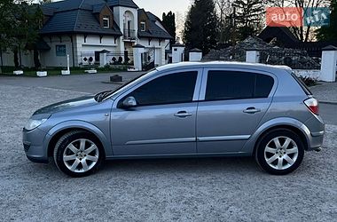 Хэтчбек Opel Astra 2004 в Каменец-Подольском