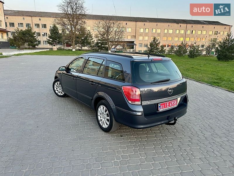 Универсал Opel Astra 2007 в Теплике