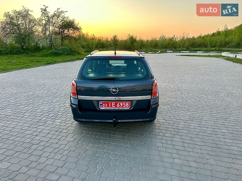 Универсал Opel Astra 2007 в Теплике