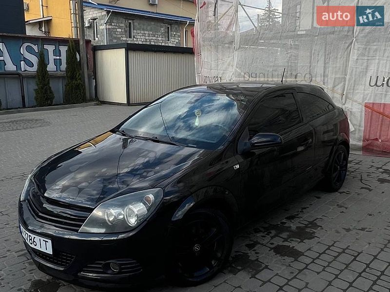 Купе Opel Astra 2008 в Львове