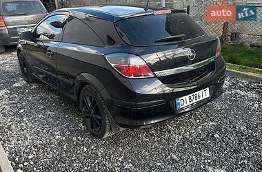 Купе Opel Astra 2008 в Львове