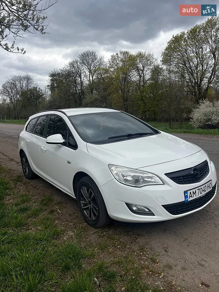 2011 Opel Astra - мініатюра 21