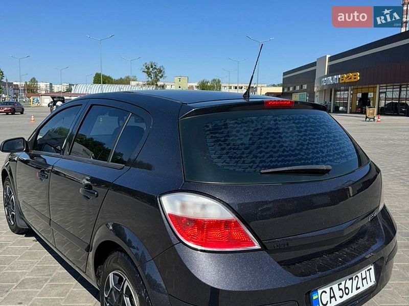 Хэтчбек Opel Astra 2006 в Черкассах