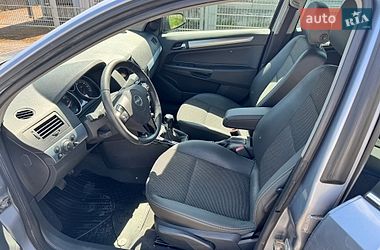 Универсал Opel Astra 2008 в Львове