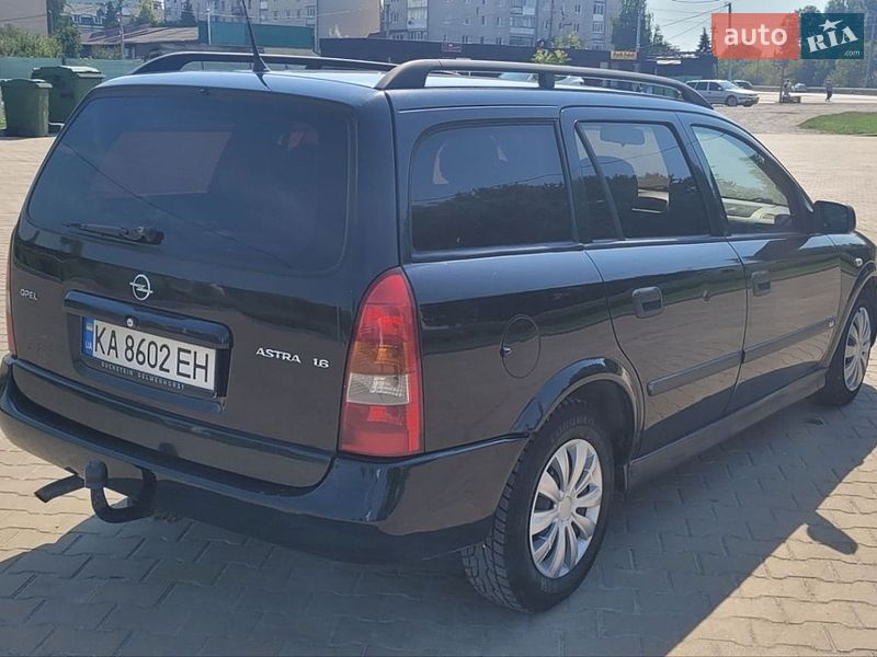 Универсал Opel Astra 1999 в Киеве