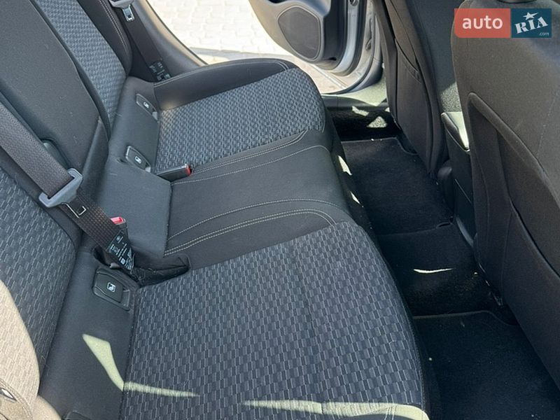 Универсал Opel Astra 2018 в Жовкве
