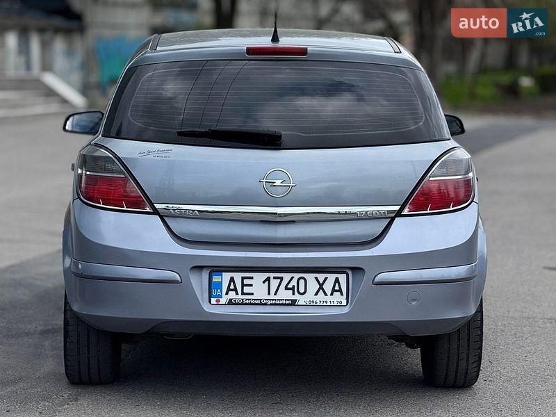 Хэтчбек Opel Astra 2008 в Днепре