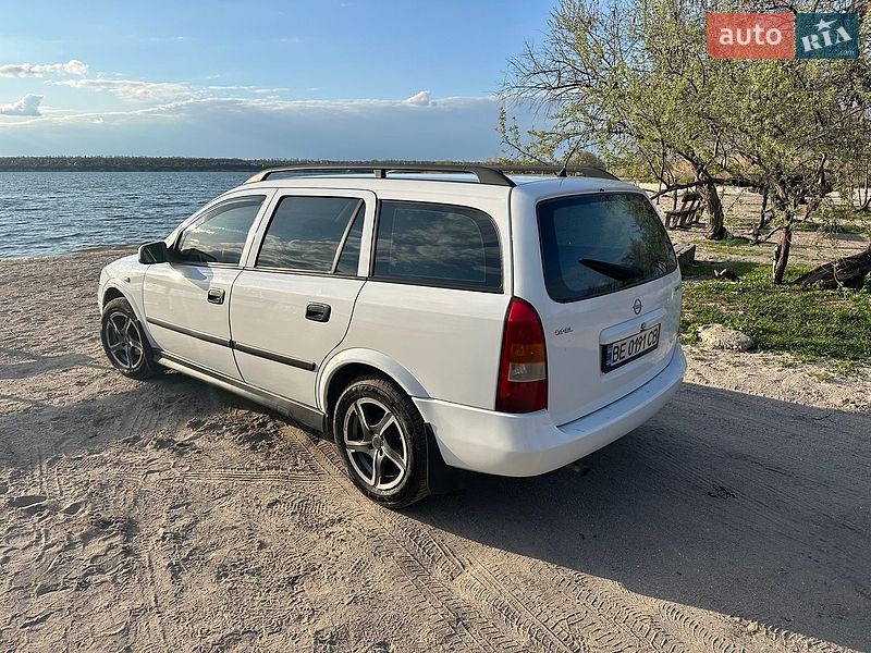 Универсал Opel Astra 2002 в Николаеве