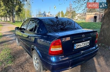 Седан Opel Astra 2004 в Лебедине