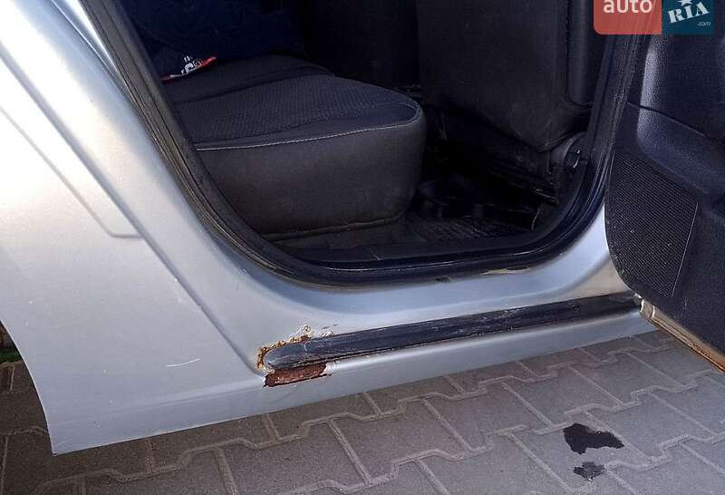 Универсал Opel Astra 2009 в Зборове