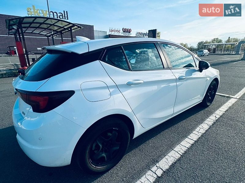 Хэтчбек Opel Astra 2018 в Киеве фото 9 Хэтчбек Opel Astra 2018 в Киеве
