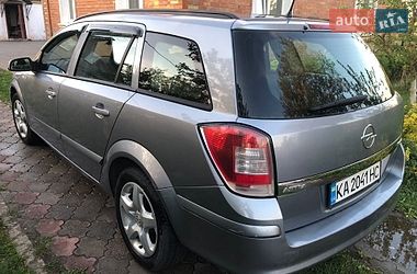 Универсал Opel Astra 2007 в Луцке