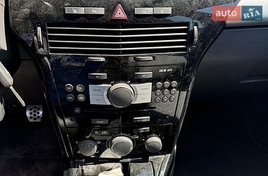 Универсал Opel Astra 2010 в Киеве