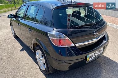 Хэтчбек Opel Astra 2012 в Белой Церкви