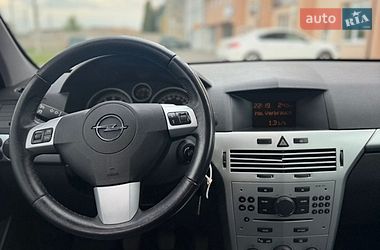 Универсал Opel Astra 2008 в Луцке