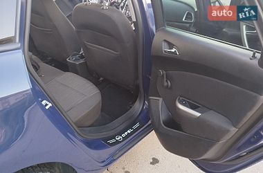 Универсал Opel Astra 2011 в Хмельницком