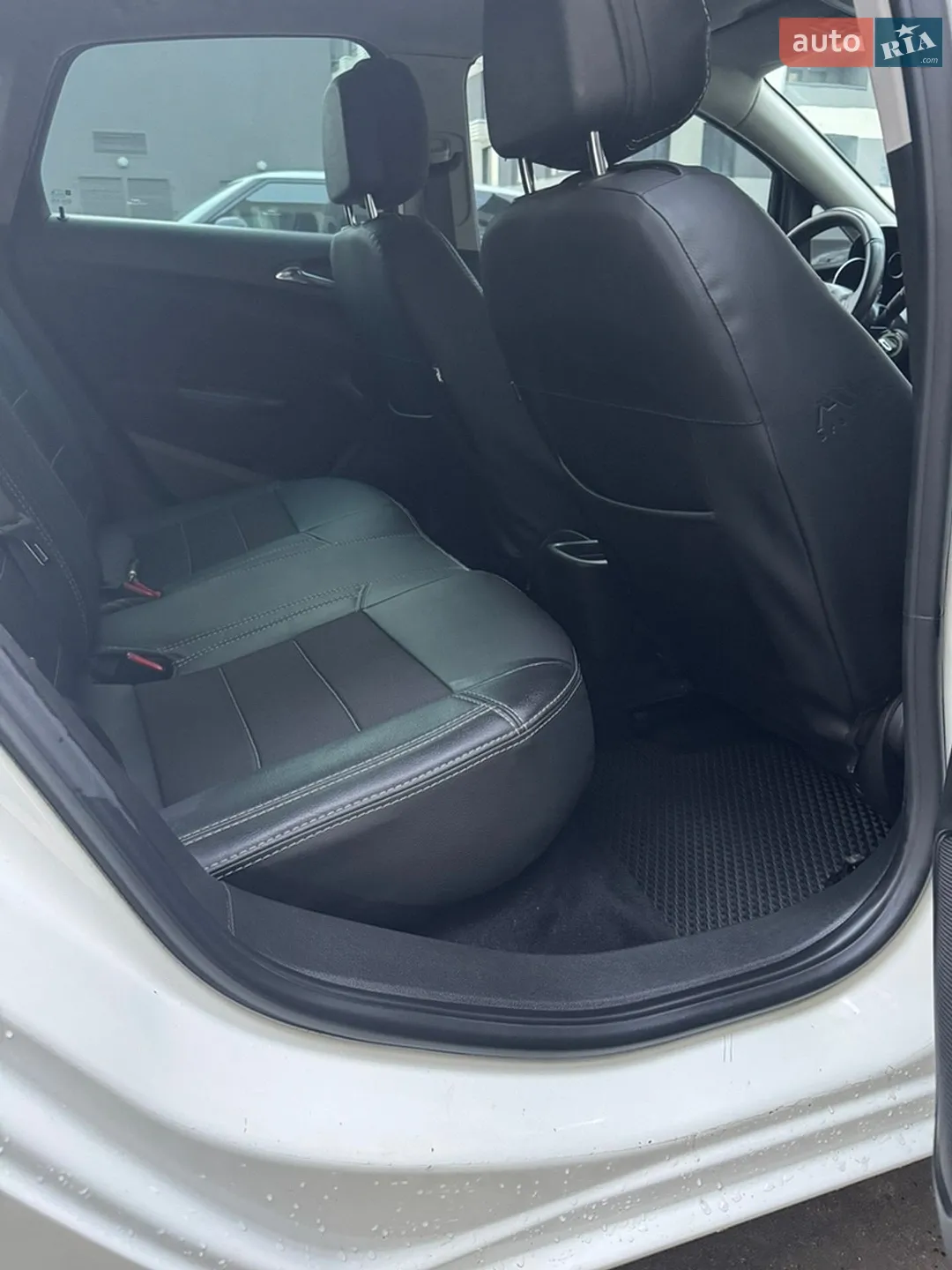 2013 Opel Astra - мініатюра 18